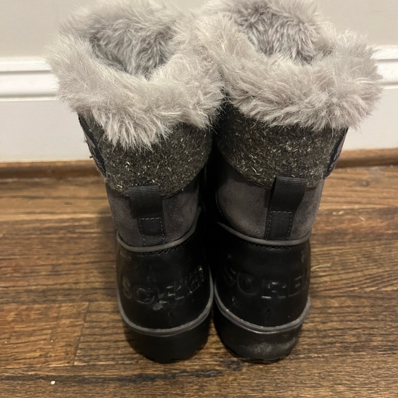 Sorel women boots size 7.5 - Picture 3 of 5